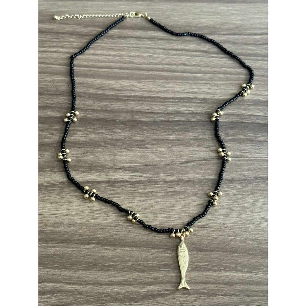 Fish Bead Necklace Q1036